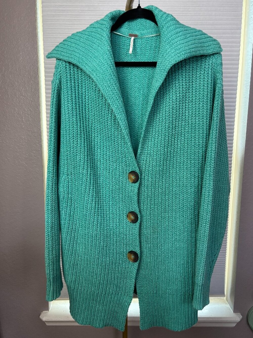 ☀️ Free People Swim Too Deep Chunky Knit Cardigan Turquoise S NWOT - Picture 2 of 9